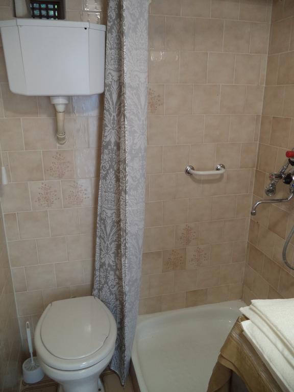 Napkelte Apartman Tihany Cameră foto